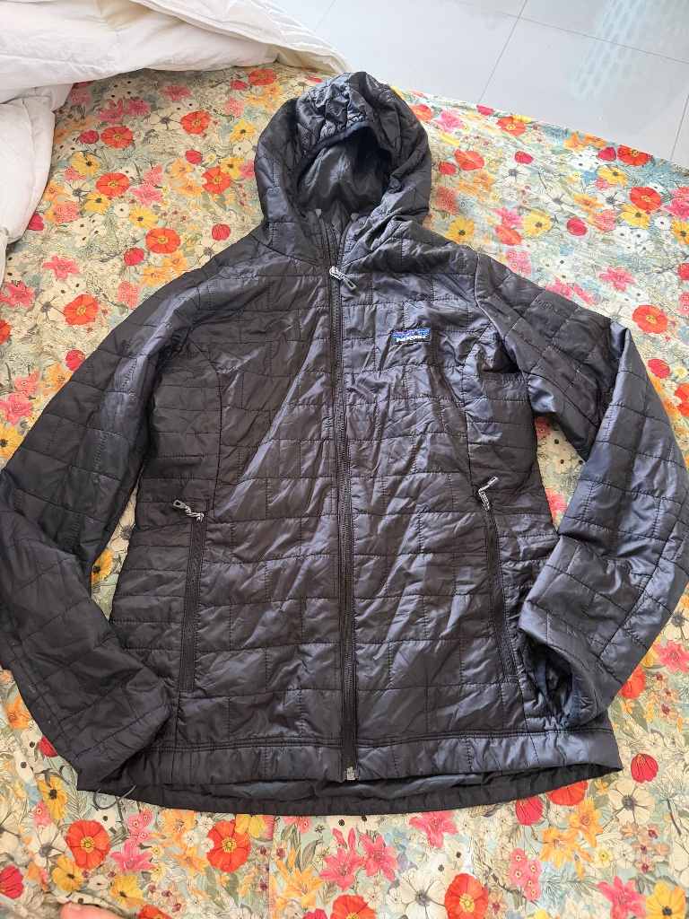 Patagonia Women’s Nano Puff Hoody Jacket - Medium - Black